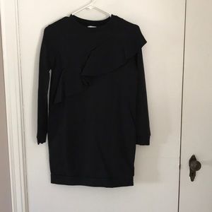 RUFFLE SWEATSHIRT DRESS